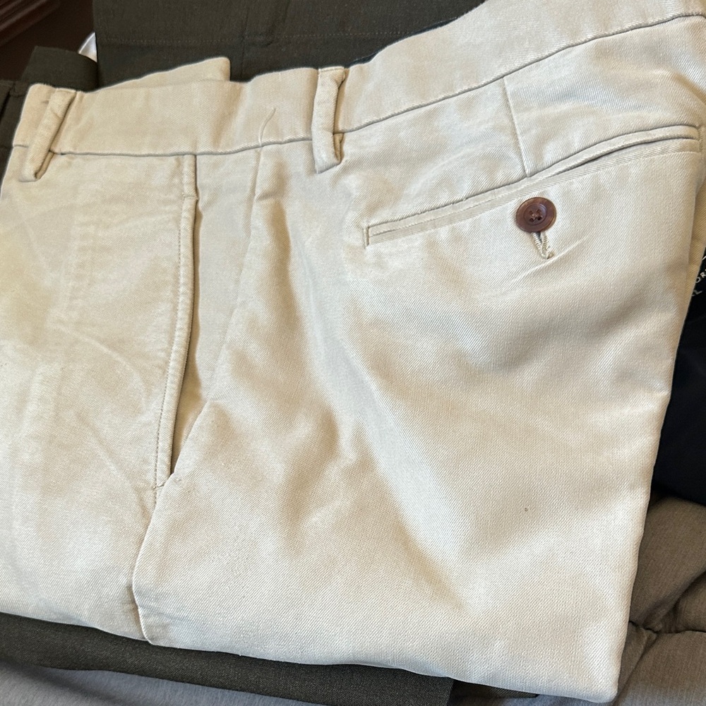 GAP Men's Light Beige Chino Pants